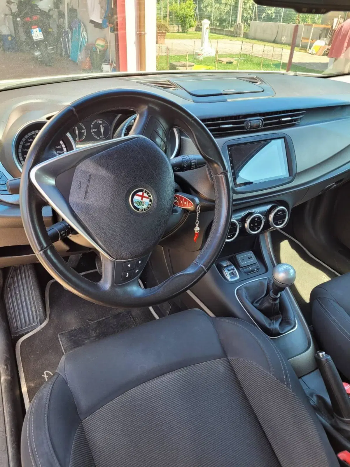 Alfa Romeo Giulietta usata a Venezia (5)