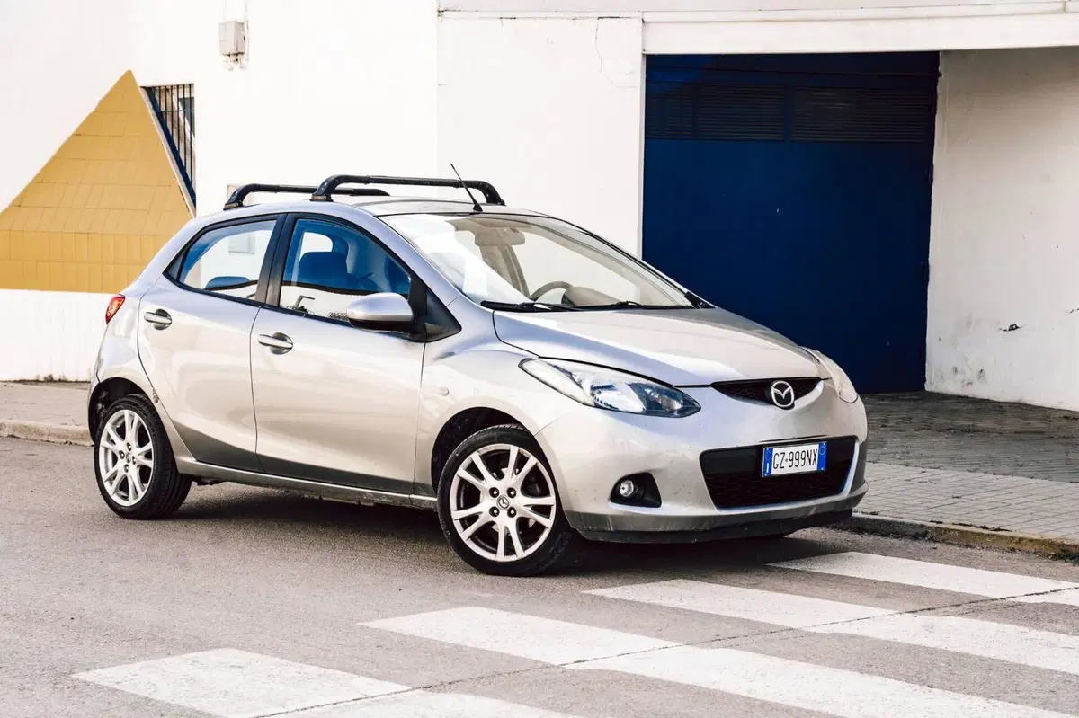 Mazda Mazda2 usata a Pavia