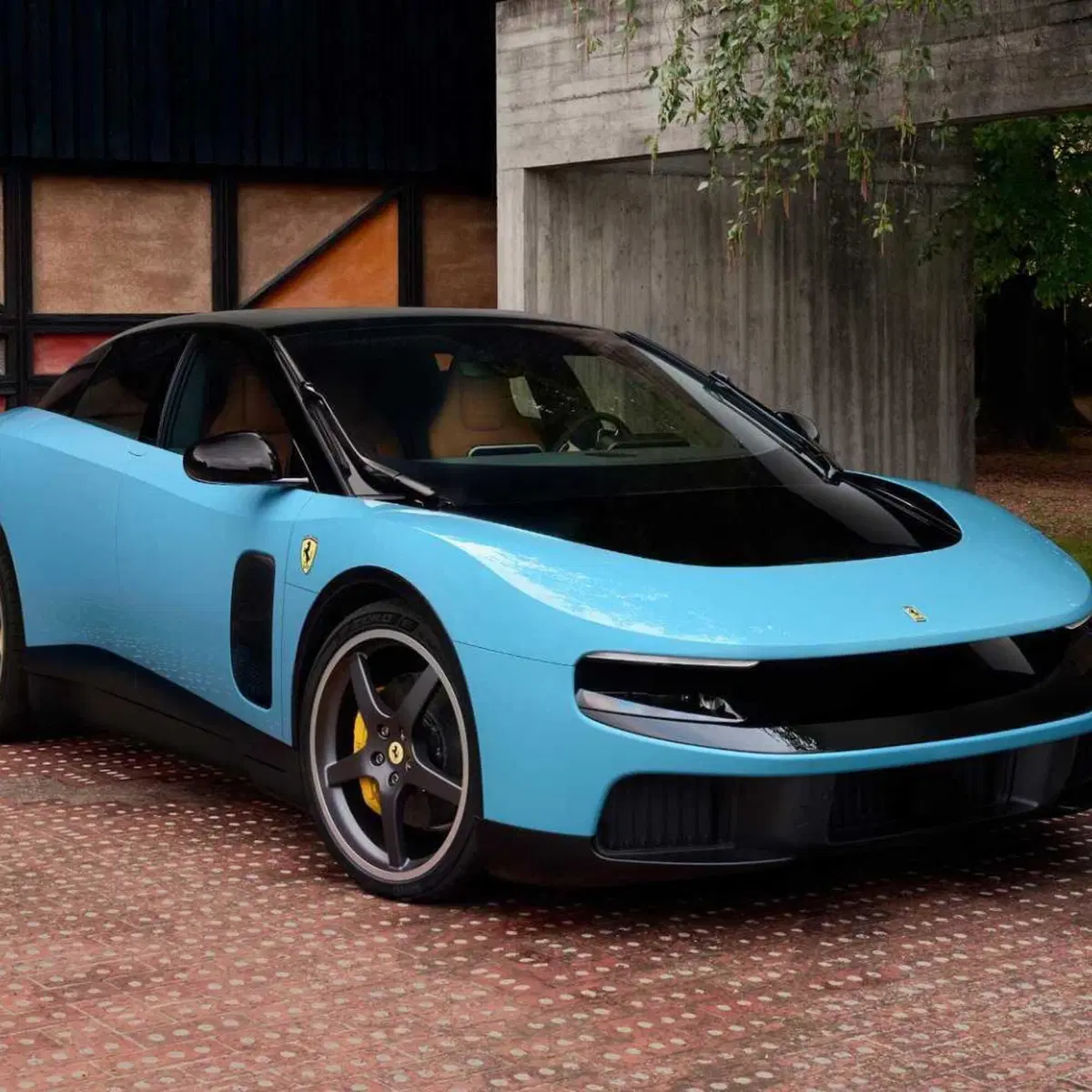 Ferrari Luce