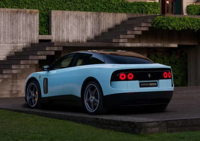 Ferrari Luce (2026-->>) (4)