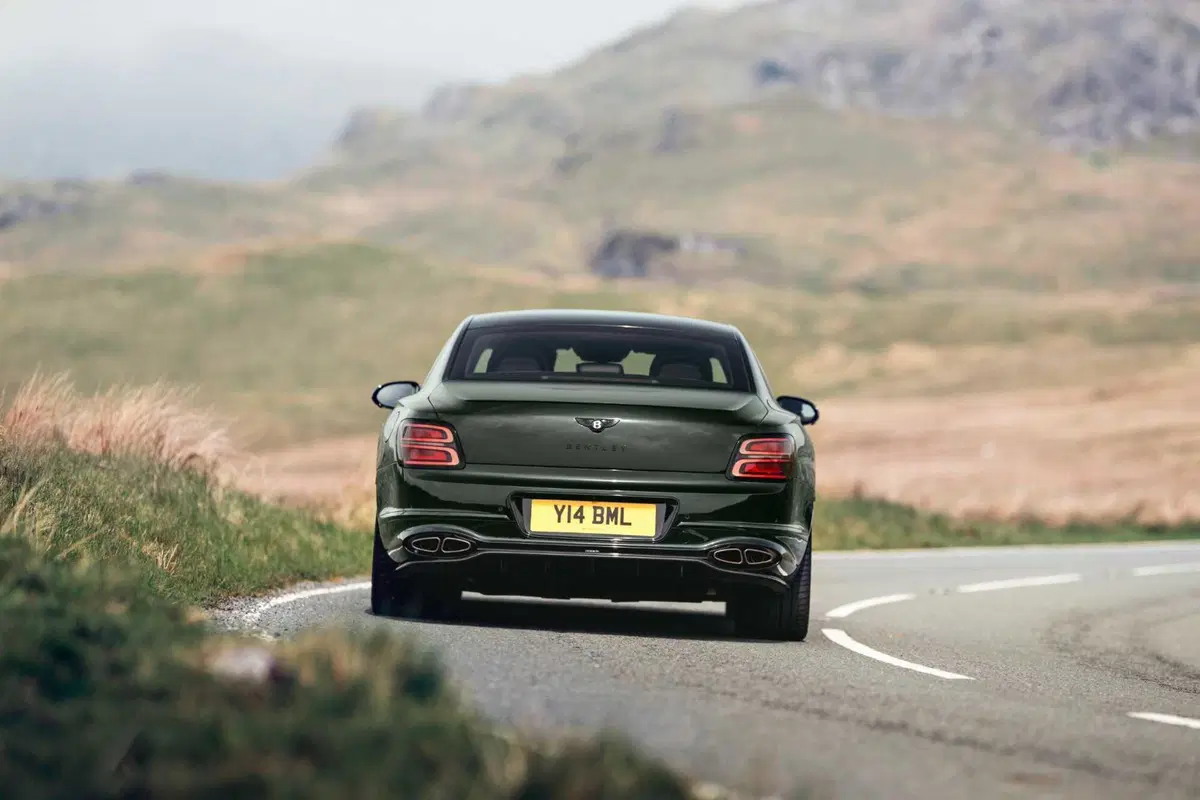 Bentley Flying Spur (7)