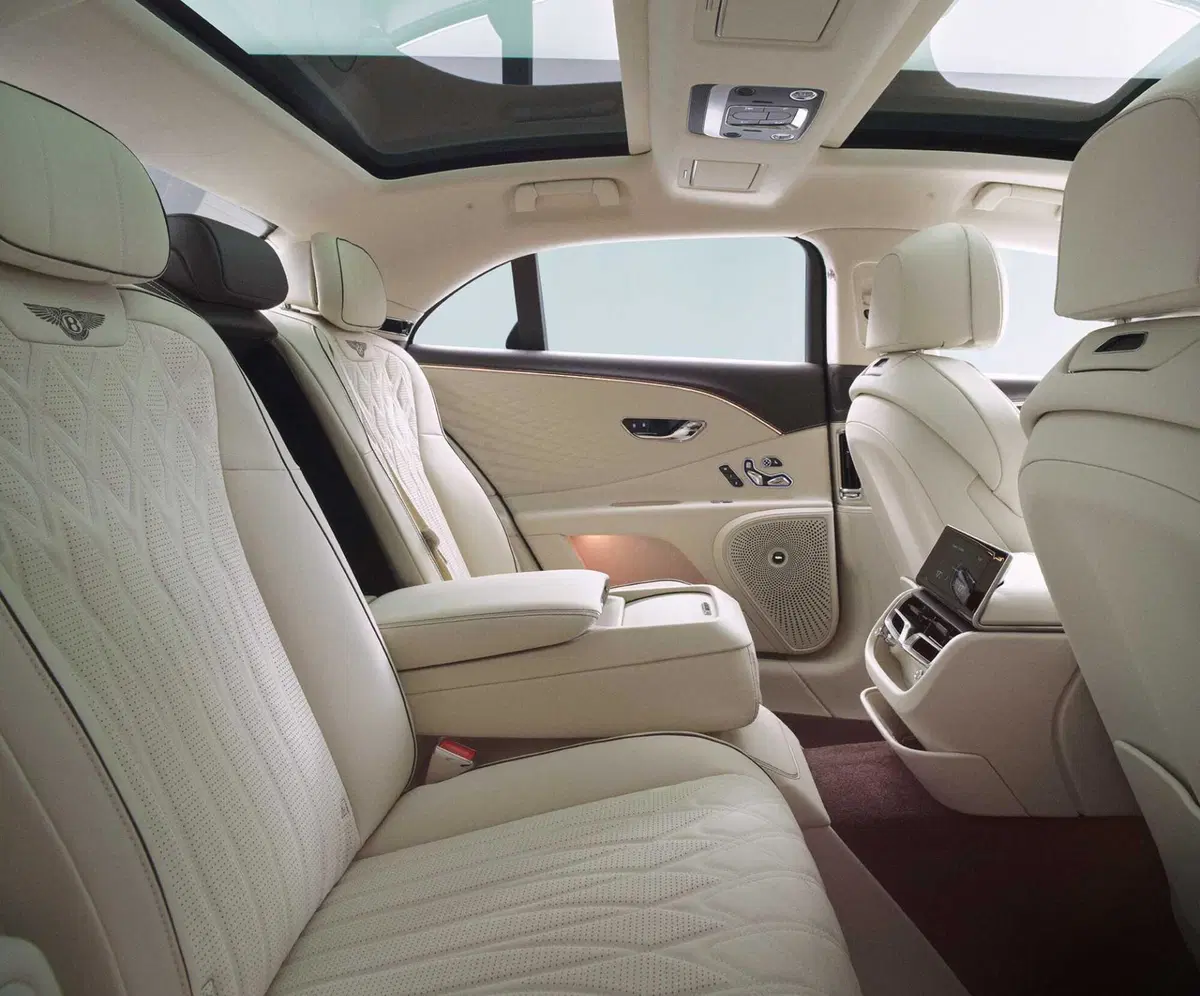 Bentley Flying Spur (26)