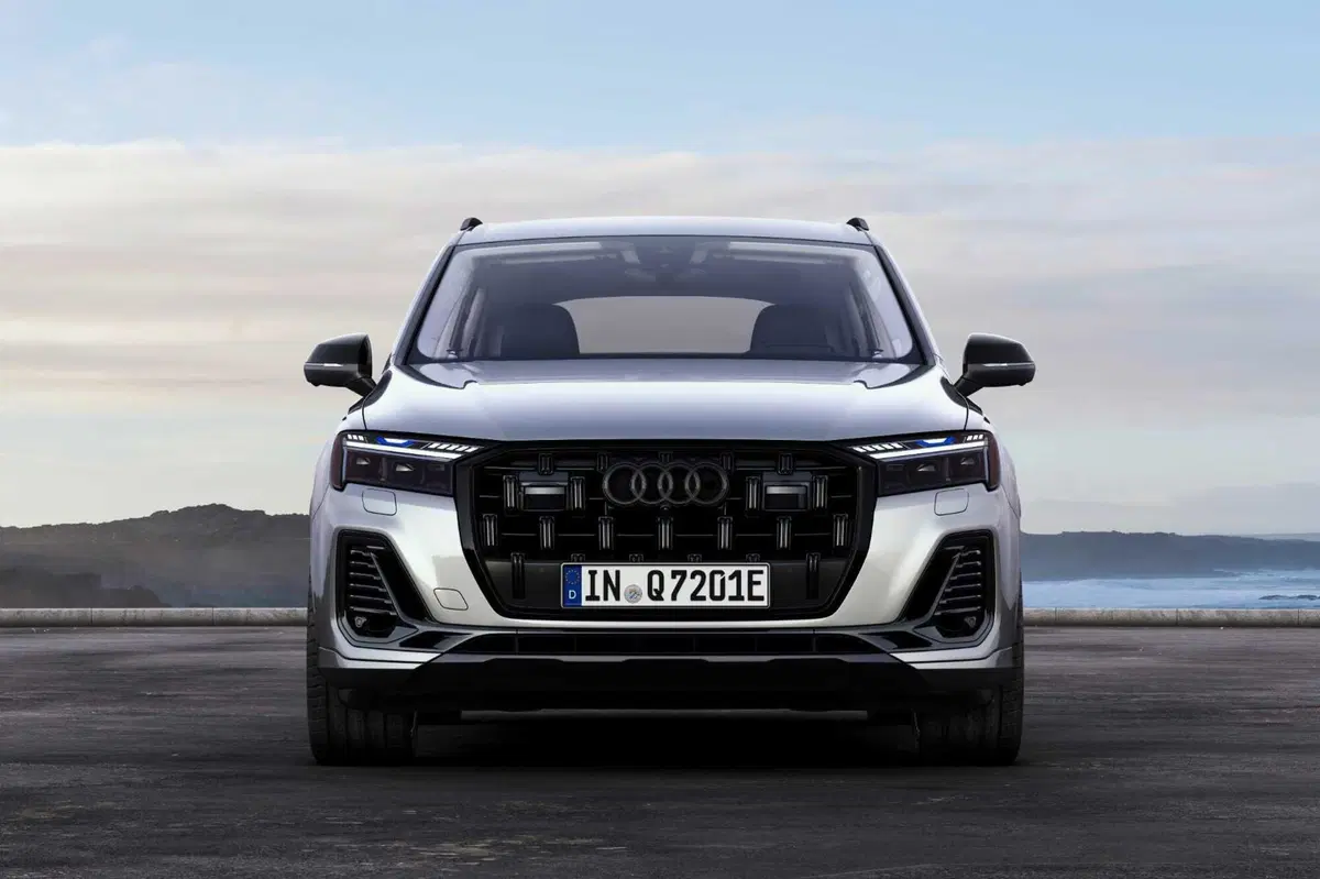 Nuova Audi Q7, ecco la terza generazione: il SUV che ha cambiato le regole &egrave; pronto a rinascere
