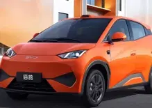 BYD Dolphin Surf, arriva la versione a 5 posti: più autonomia per l'elettrica low cost
