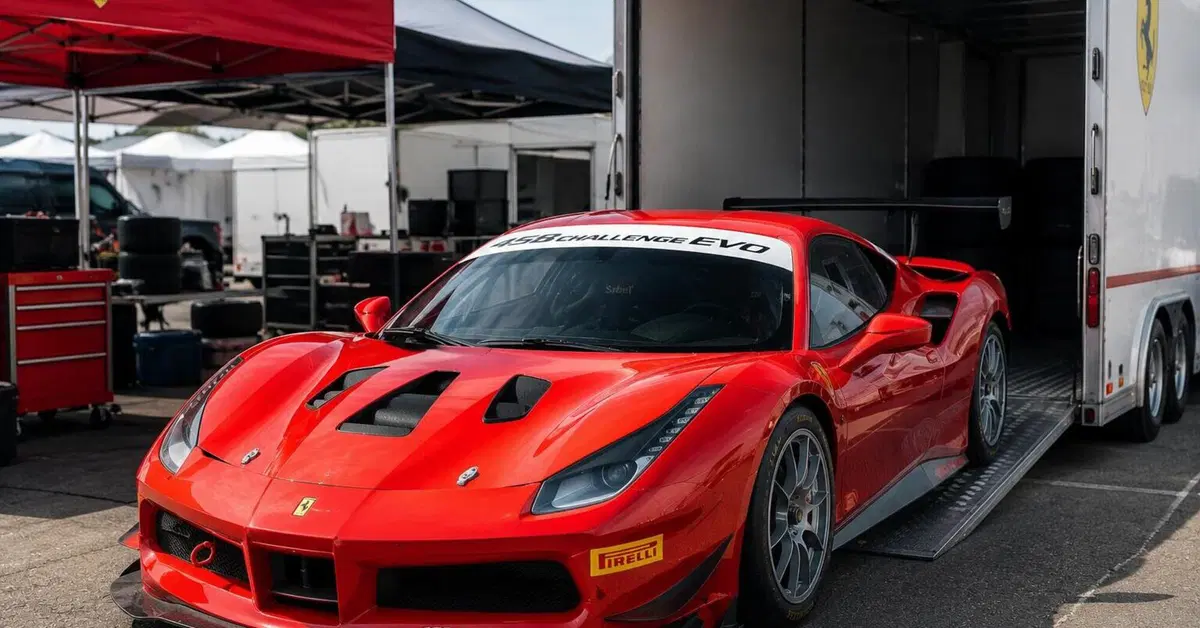 Ferrari 458 Challenge Evo da 200.000 euro rubata nel paddock di Fasano: sparisce durante la gara
