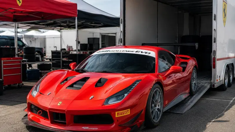 Ferrari 458 Challenge Evo da 200.000 euro rubata nel paddock di Fasano: sparisce durante la gara