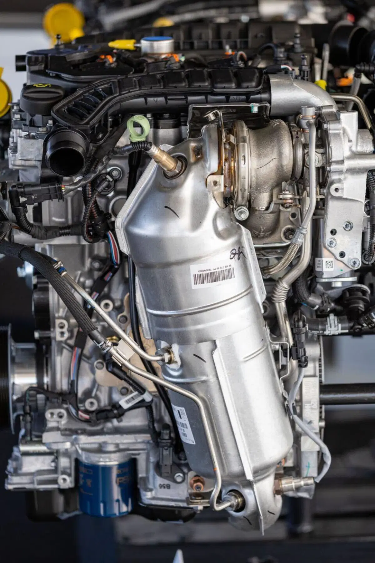 Stellantis, Peugeot Turbo 100: il nuovo motore benzina per 208 e 2008 è quasi completamente nuovo (3)