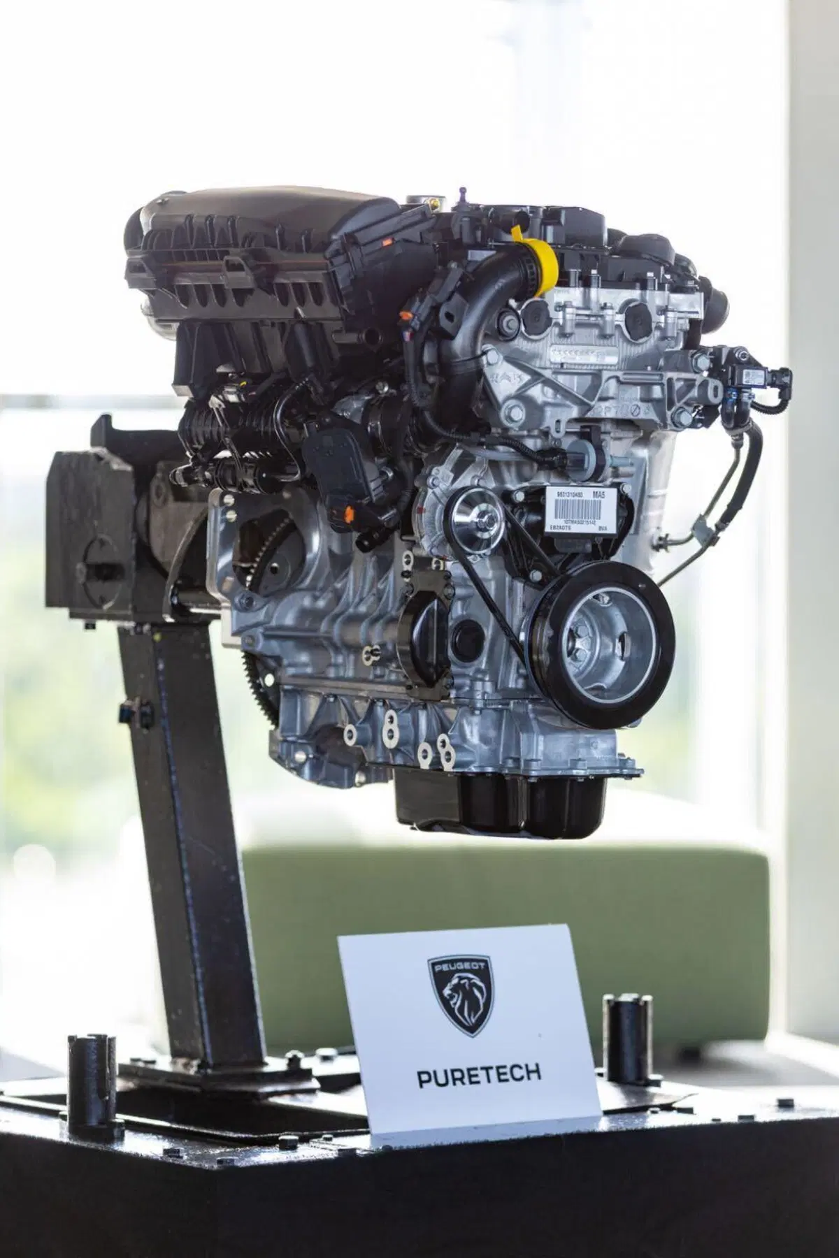 Stellantis, Peugeot Turbo 100: il nuovo motore benzina per 208 e 2008 è quasi completamente nuovo (5)