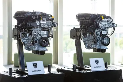 Stellantis, Peugeot Turbo 100: il nuovo motore benzina per 208 e 2008 &egrave; quasi completamente nuovo
