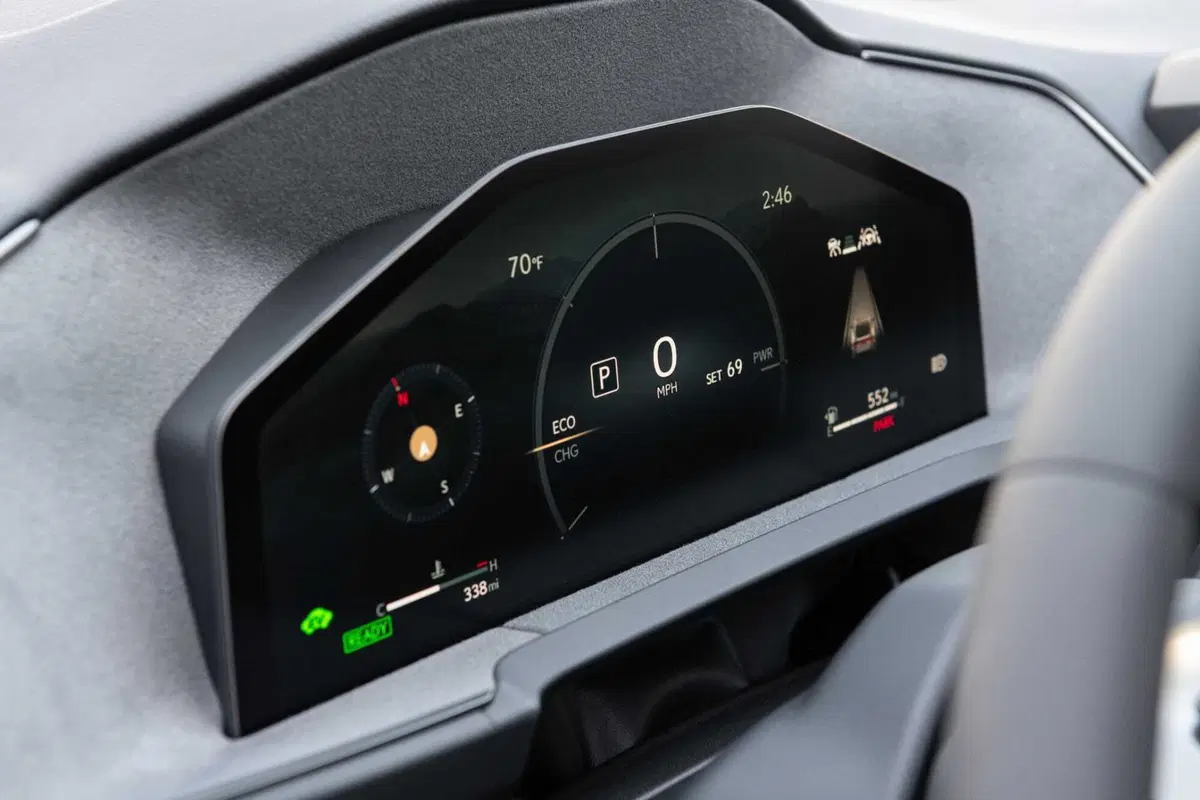 Interni Lexus ES (7)