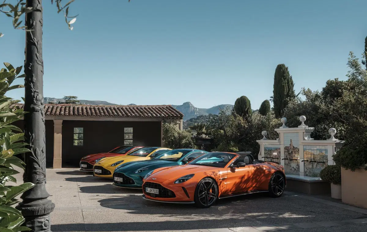 Aston Martin Vantage S: il V8 AMG da 680 CV che rimette tutti d&rsquo;accordo (anche i puristi)