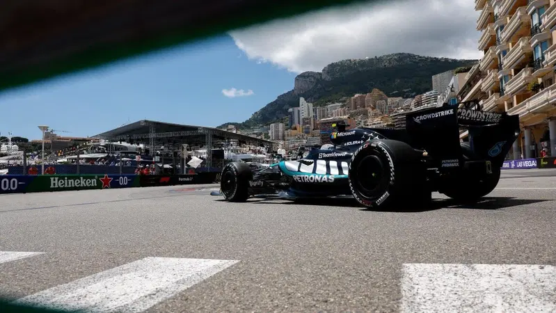 Leclerc sbotta via radio e poi va a muro nelle qualifiche, ma a Monaco la magia &egrave; di Antonelli: Kimi si prende la pole position!