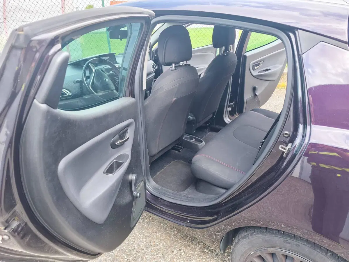 Lancia Ypsilon usata a Vercelli (12)