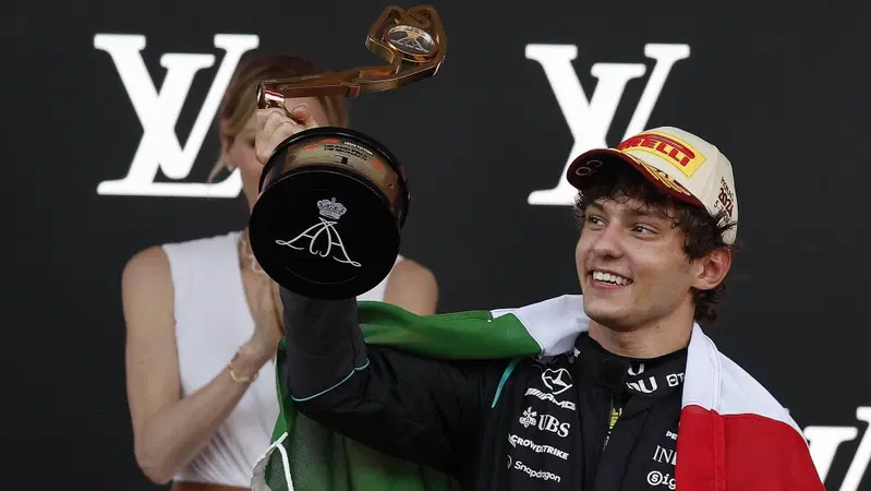 F1. &ldquo;Non posso dire le parolacce che ho pensato&rdquo;: Antonelli re a Monaco, crolla il tab&ugrave; della partenza e Hamilton resta a bocca aperta