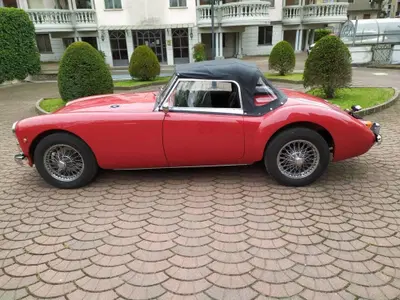 Mg A MKII d'epoca del 1972 a Voghera