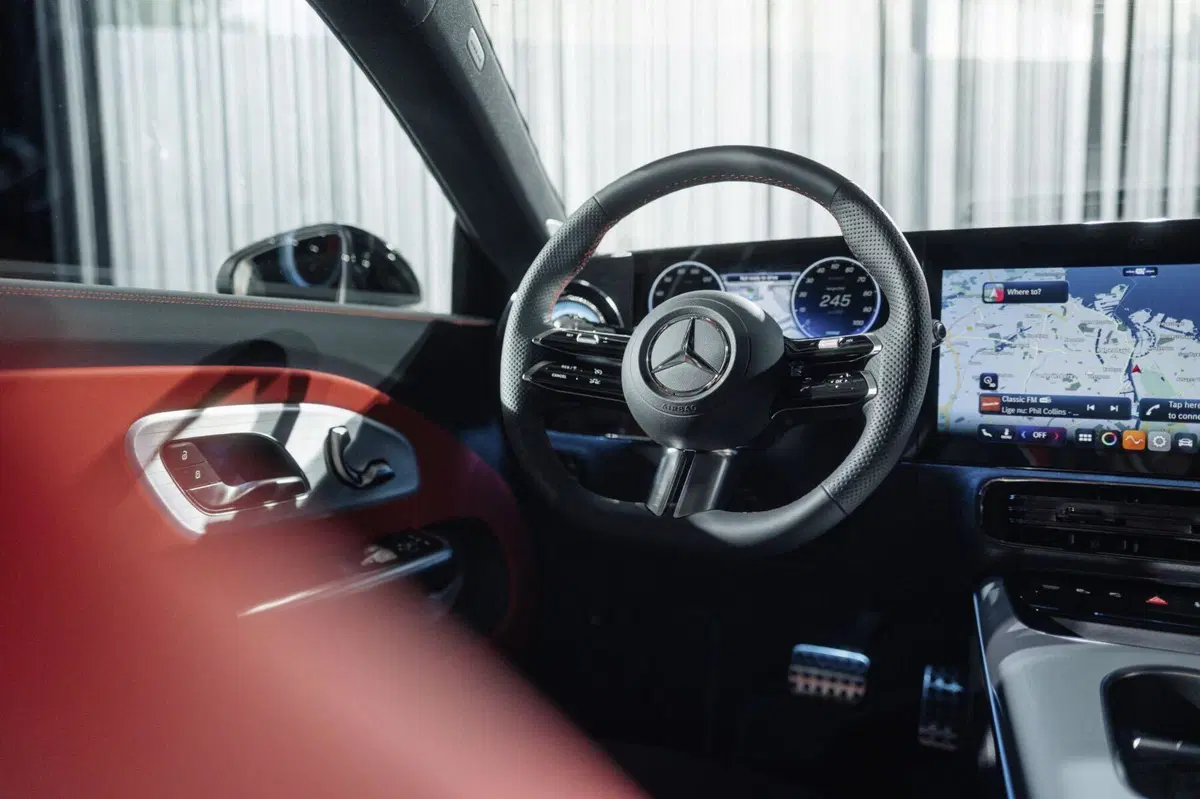 Mercedes CLA elettrica: è davvero l’alternativa alla Tesla? Prova su strada, tecnologia MMA, interni e prezzi (7)
