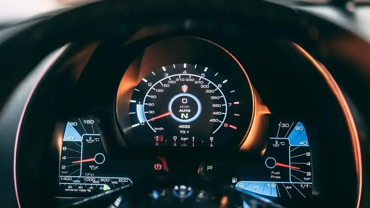 Koenigsegg One:1 “JC” all’asta: la Megacar da 1.360 CV torna protagonista tra record e collezionisti (6)