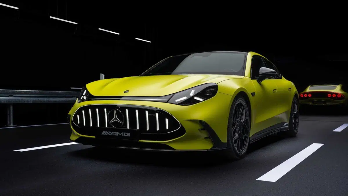 Mercedes-Benz AMG GT Coupé 4 (3)