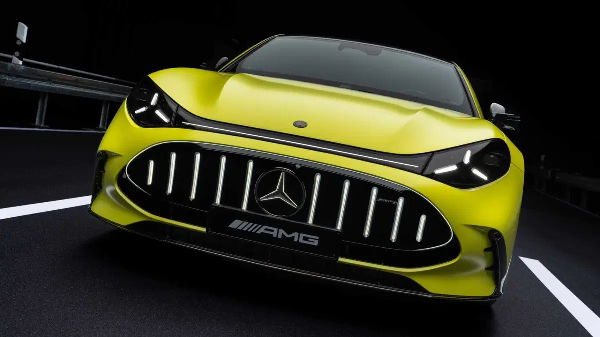 Mercedes-Benz AMG GT Coupé 4 (4)