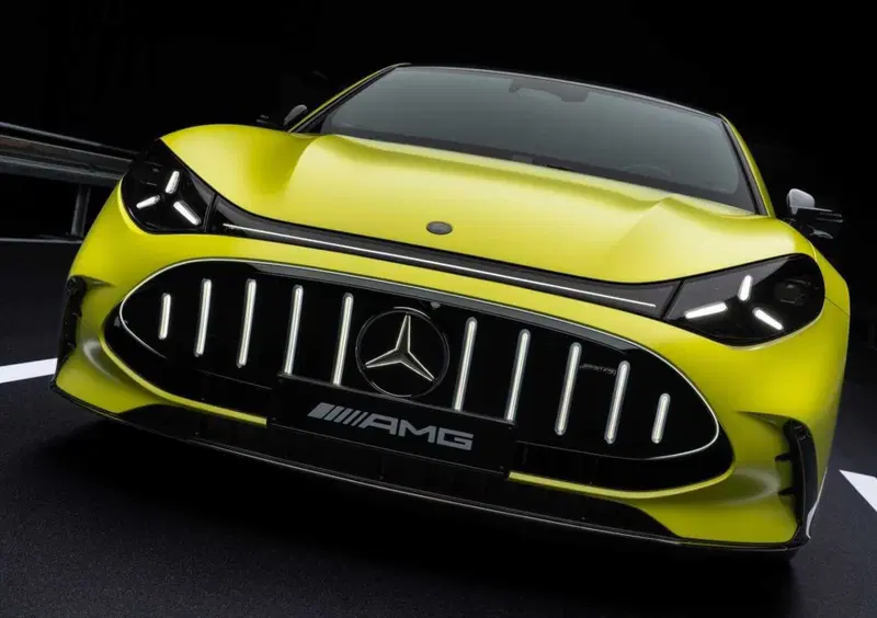 Mercedes-Benz AMG GT Coupé 4 (2026-->>) (4)