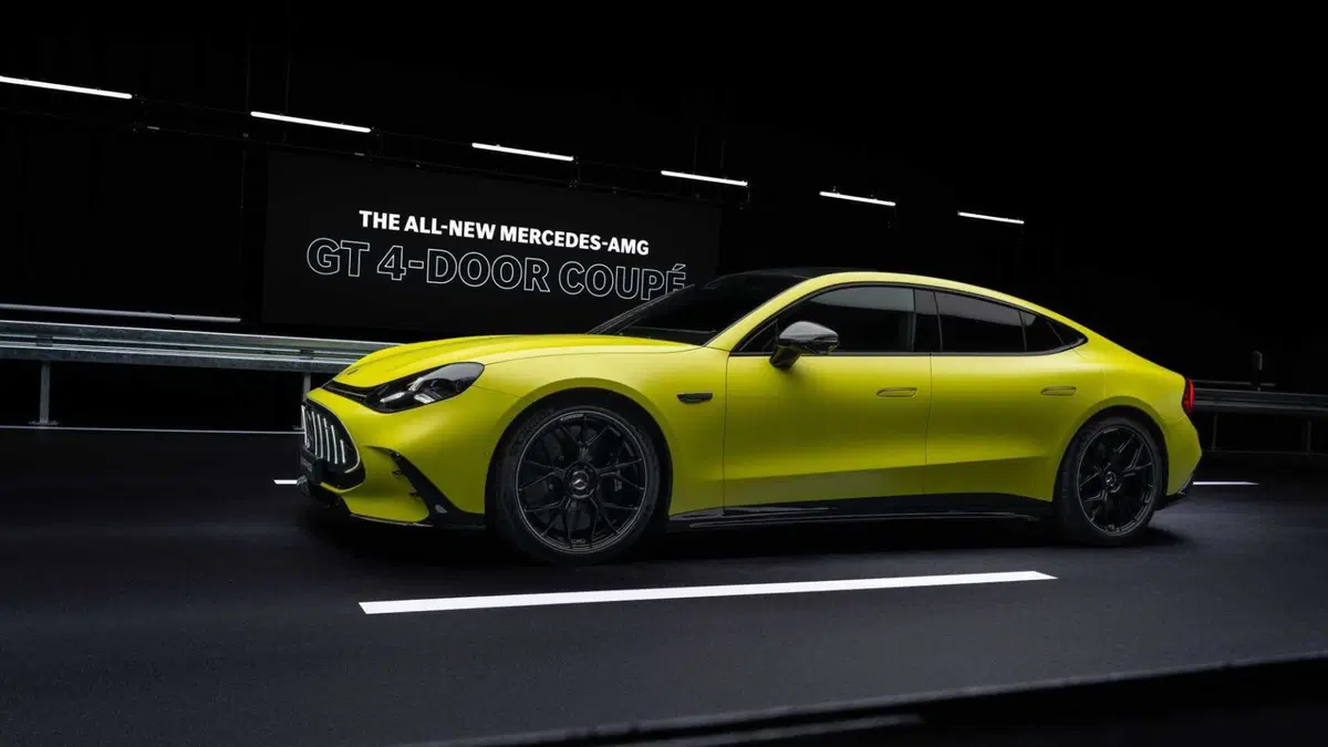 Mercedes-Benz AMG GT Coupé 4 (2)