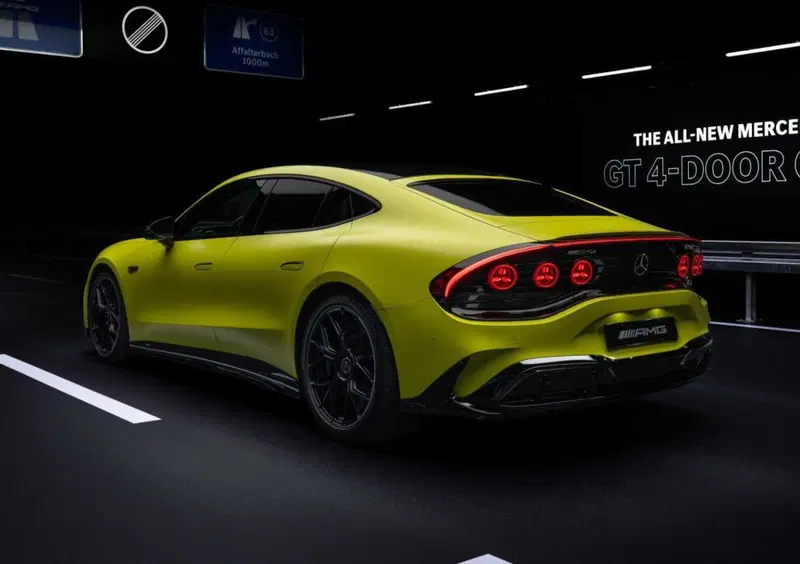 Mercedes-Benz AMG GT Coupé 4 (2026-->>) (8)