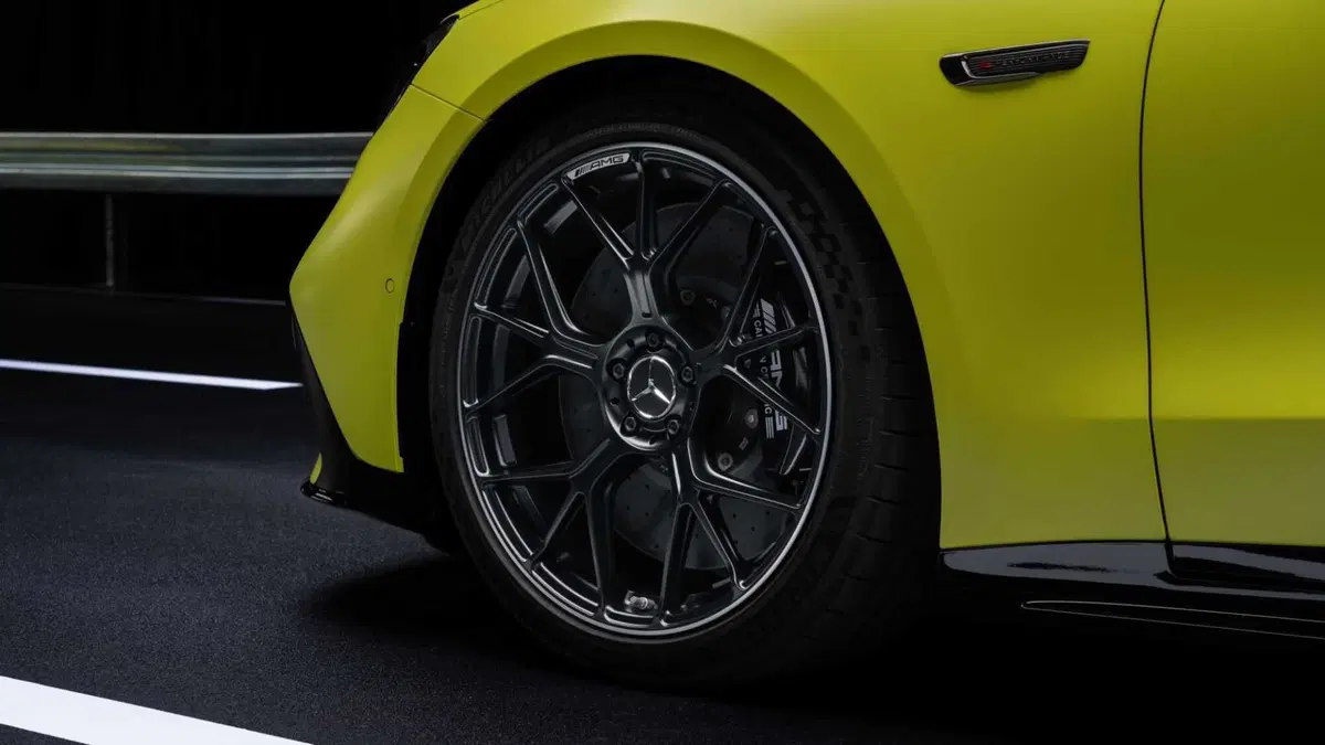 Mercedes-Benz AMG GT Coupé 4 (18)