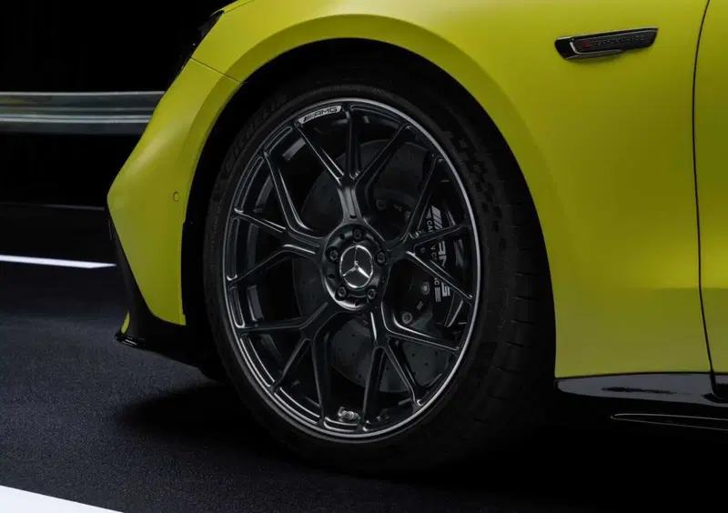 Mercedes-Benz AMG GT Coupé 4 (2026-->>) (18)
