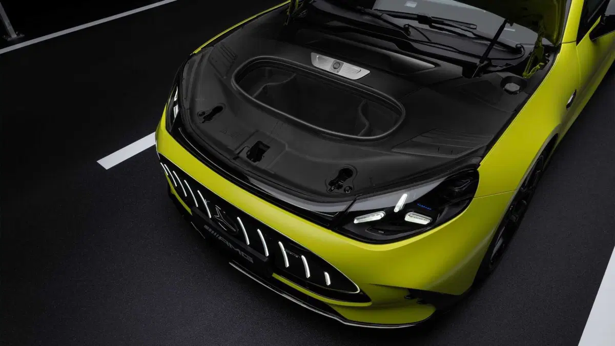 Mercedes-Benz AMG GT Coupé 4 (17)
