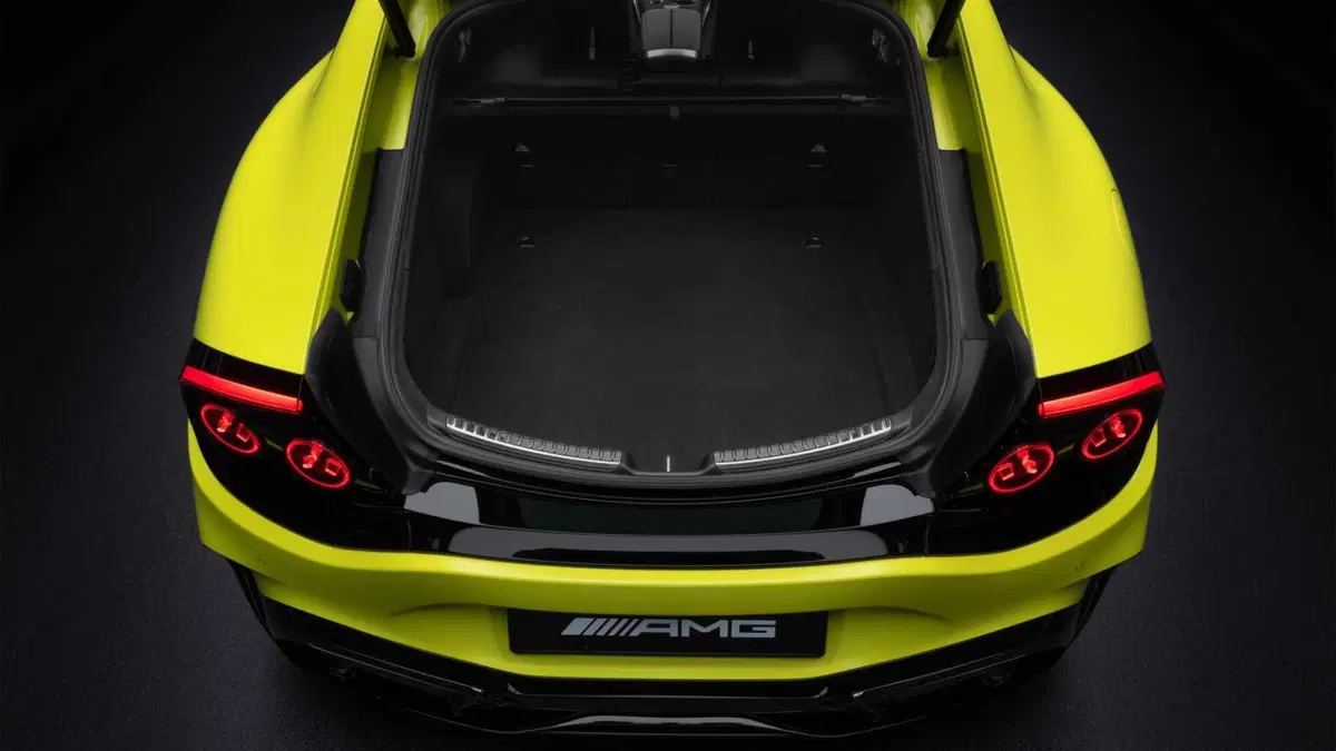 Mercedes-Benz AMG GT Coupé 4 (16)