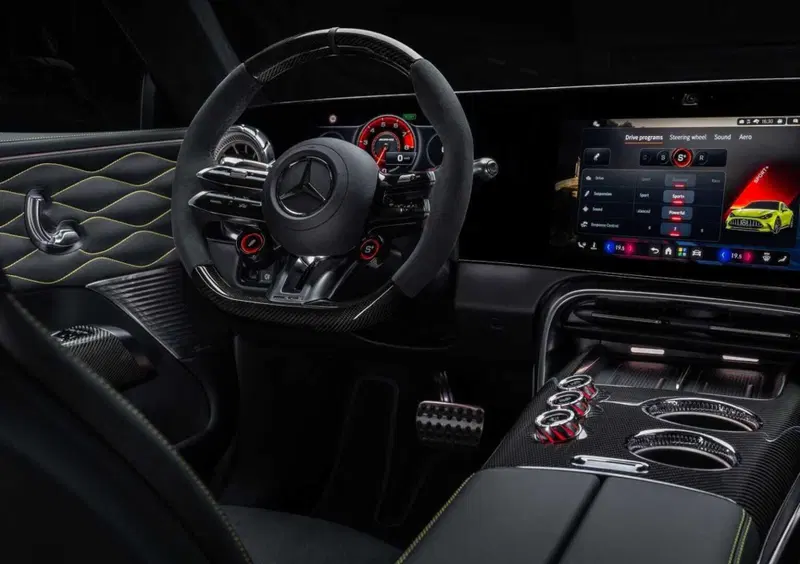 Mercedes-Benz AMG GT Coupé 4 (2026-->>) (13)