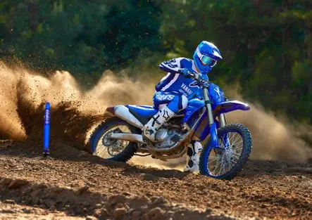 Yamaha: nuovo motore per la YZ250F! Ecco come cambia la gamma motocross 2027