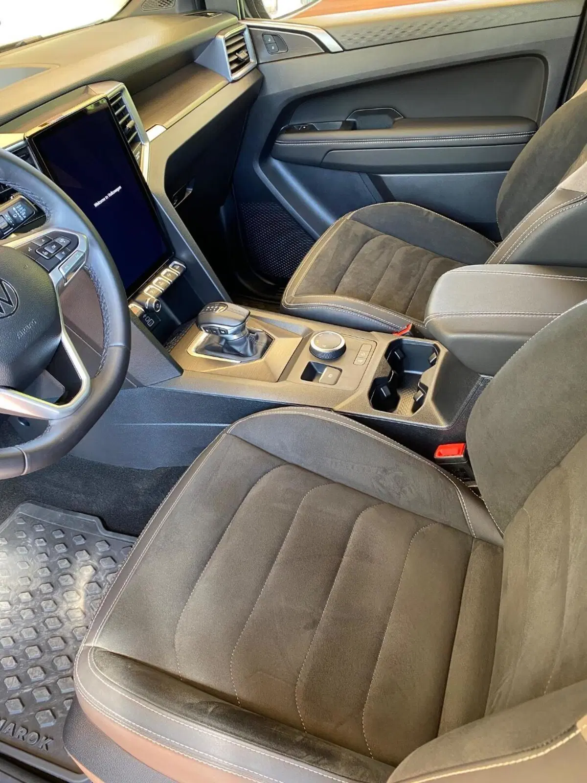 Volkswagen Amarok usata a Pavia (7)