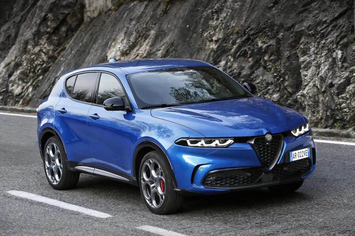 Alfa Romeo TONALE hybrid: su strada con la 1.5 da 160 CV [video] (10)