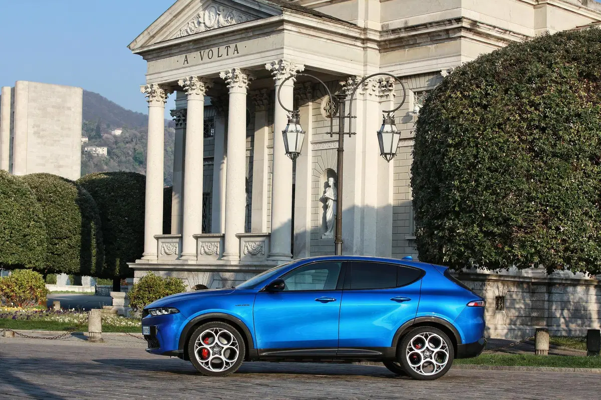 Alfa Romeo TONALE hybrid: su strada con la 1.5 da 160 CV [video] (14)