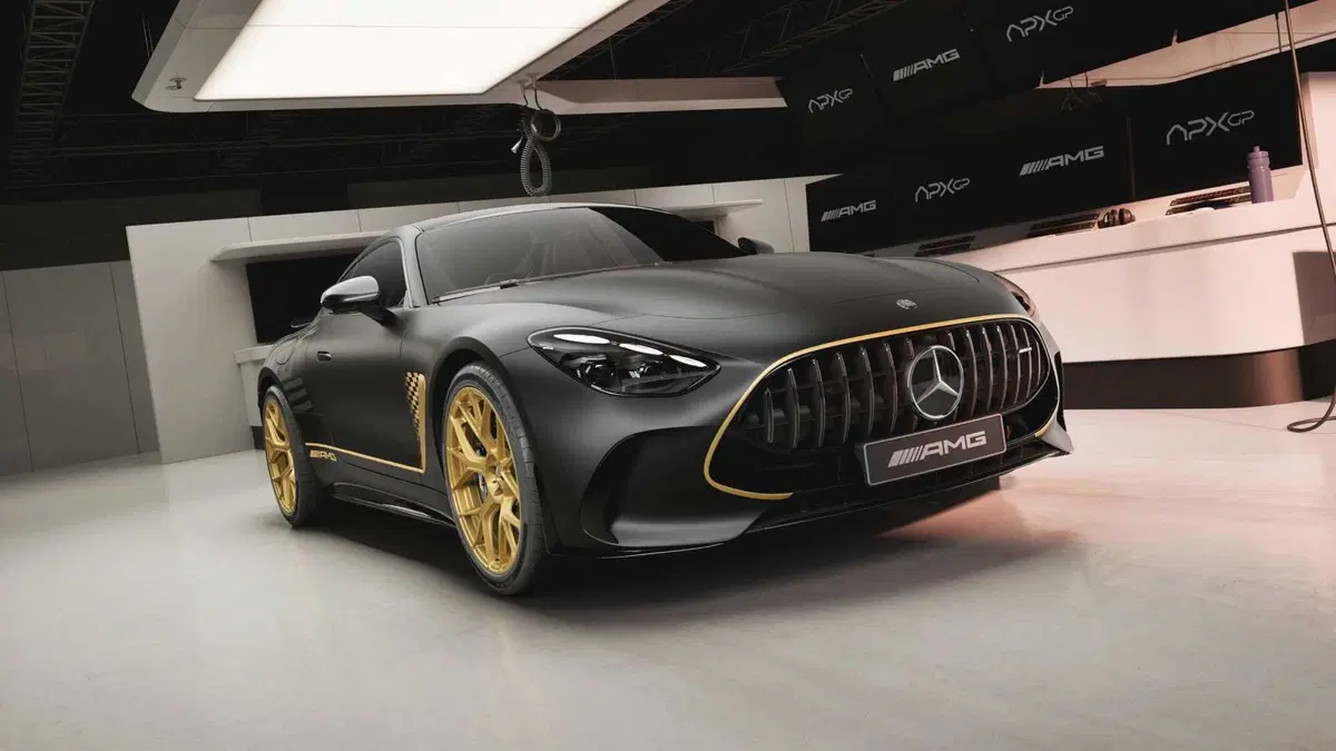 Mercedes-Benz AMG GT GT 63 Premium Plus APXGP Edition 4matic+ auto (2)