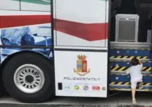 E… state con noi: parte la campagna estiva per la sicurezza stradale della Polizia