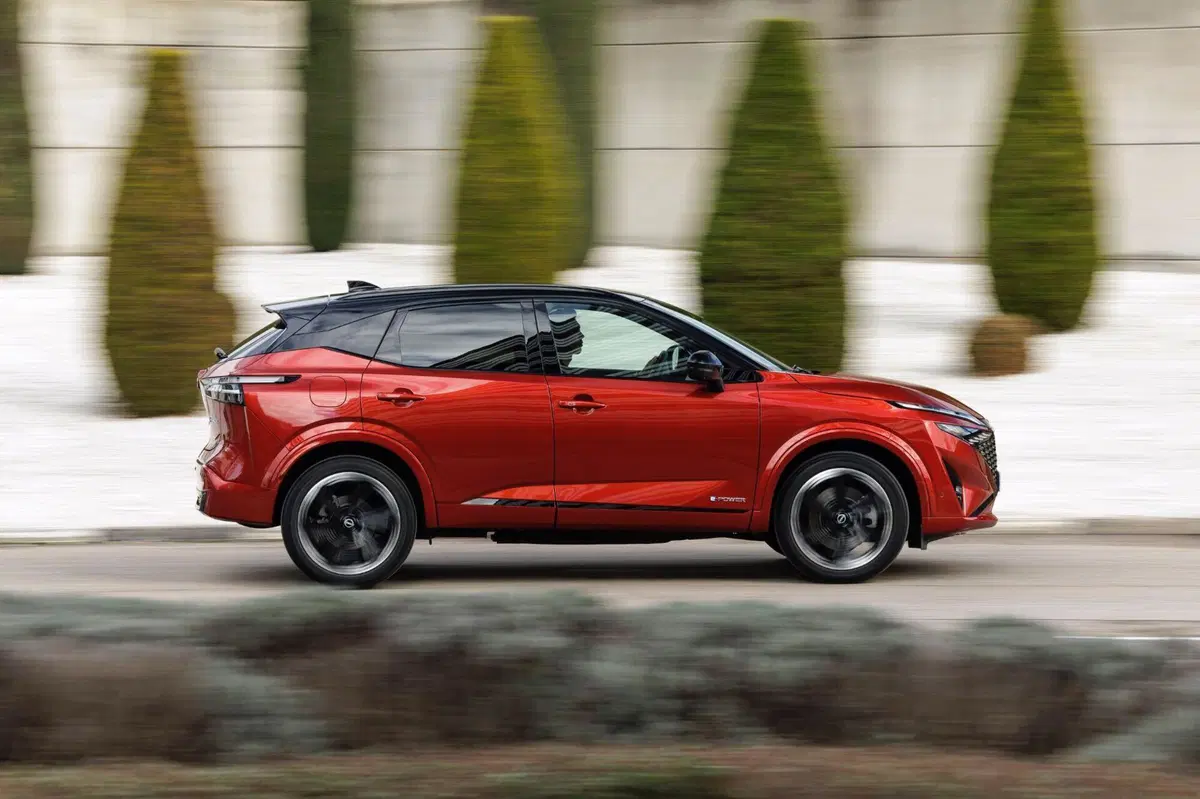 Nuova Nissan Qashqai: motorizzazioni, allestimenti, optional e prezzi. Guida all’acquisto (7)