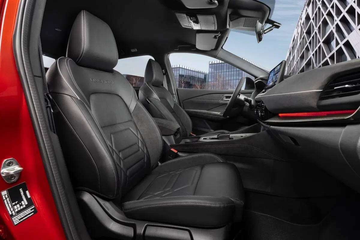 Nuova Nissan Qashqai: motorizzazioni, allestimenti, optional e prezzi. Guida all’acquisto (37)