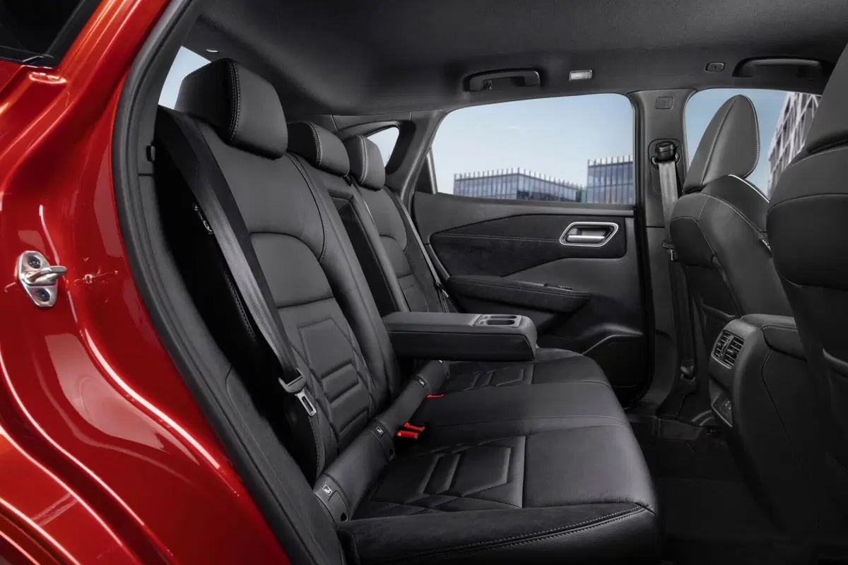 Nuova Nissan Qashqai: motorizzazioni, allestimenti, optional e prezzi. Guida all’acquisto (40)