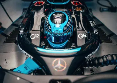 F1. Russell e la crisi Mercedes: Ispirato da Ronaldinho e Nadal, a Barcellona cancello i dati e guido di istinto