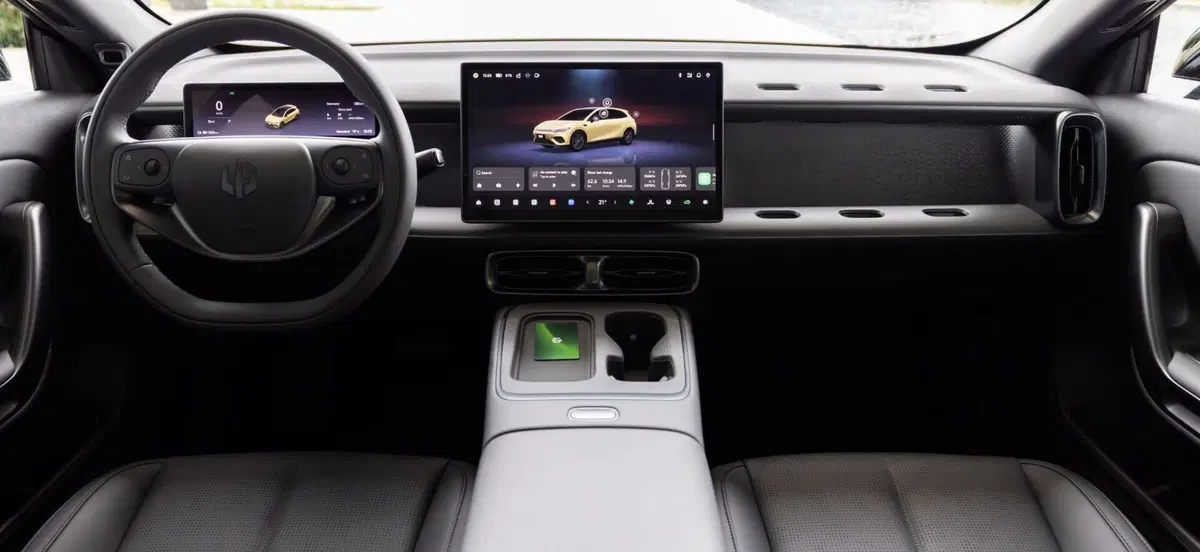 Leapmotor B05: la berlina elettrica ad un prezzo scioccante che sfida le regole del segmento [VIDEO] (10)