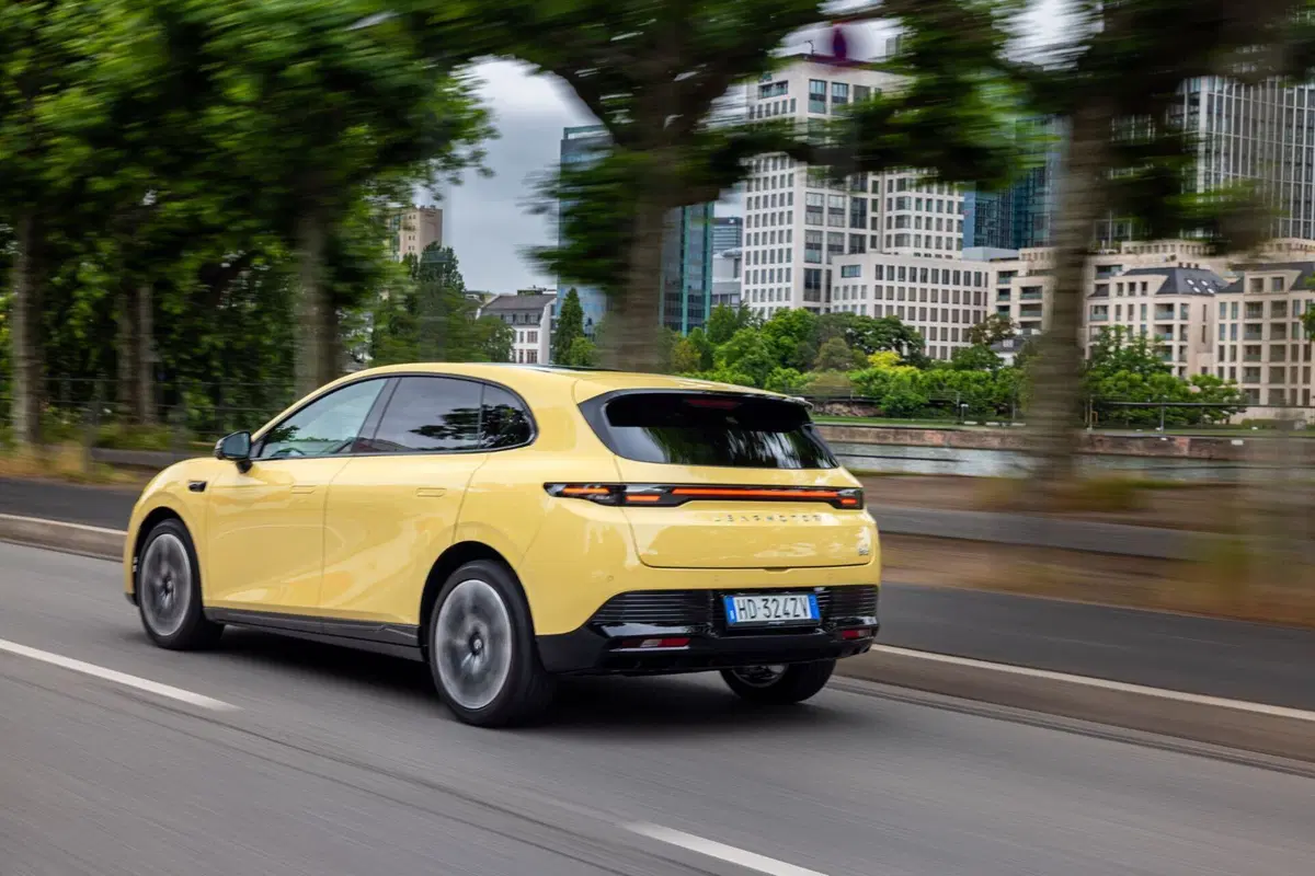 Leapmotor B05: la berlina elettrica ad un prezzo scioccante che sfida le regole del segmento [VIDEO] (3)