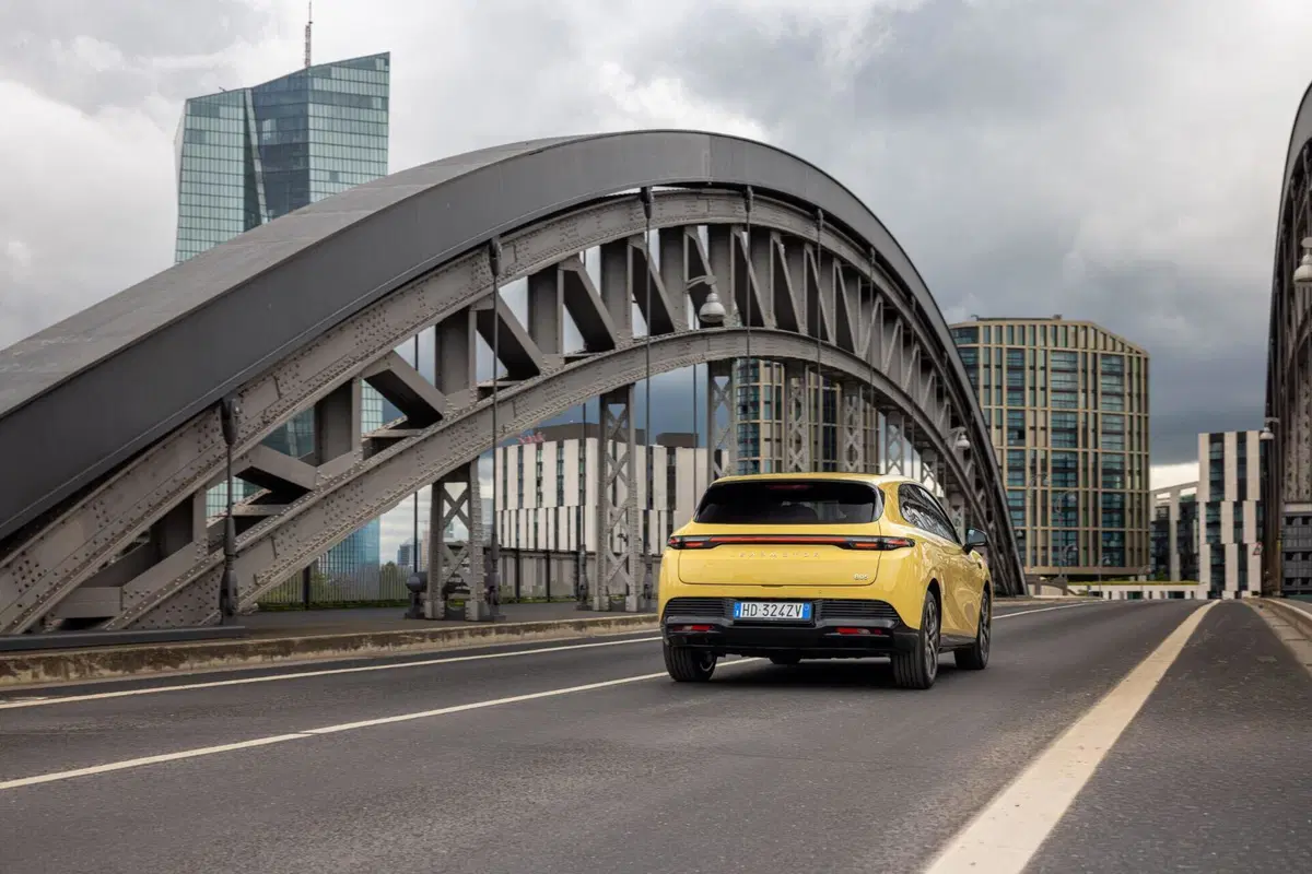 Leapmotor B05: la berlina elettrica ad un prezzo scioccante che sfida le regole del segmento [VIDEO] (6)