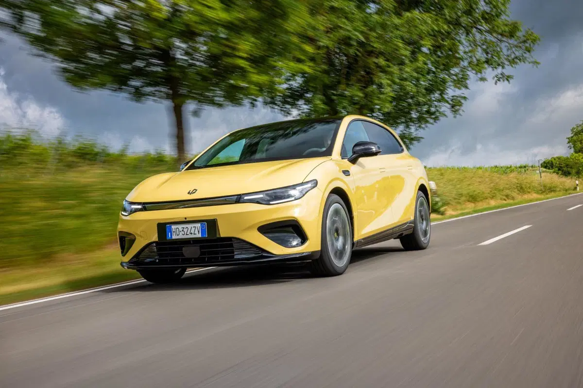 Leapmotor B05: la berlina elettrica ad un prezzo scioccante che sfida le regole del segmento [VIDEO] (13)
