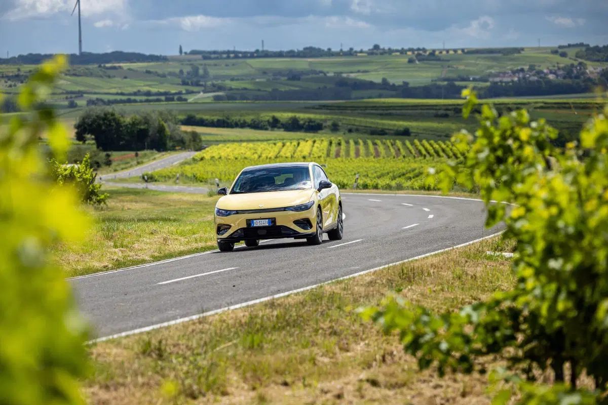 Leapmotor B05: la berlina elettrica ad un prezzo scioccante che sfida le regole del segmento [VIDEO] (19)
