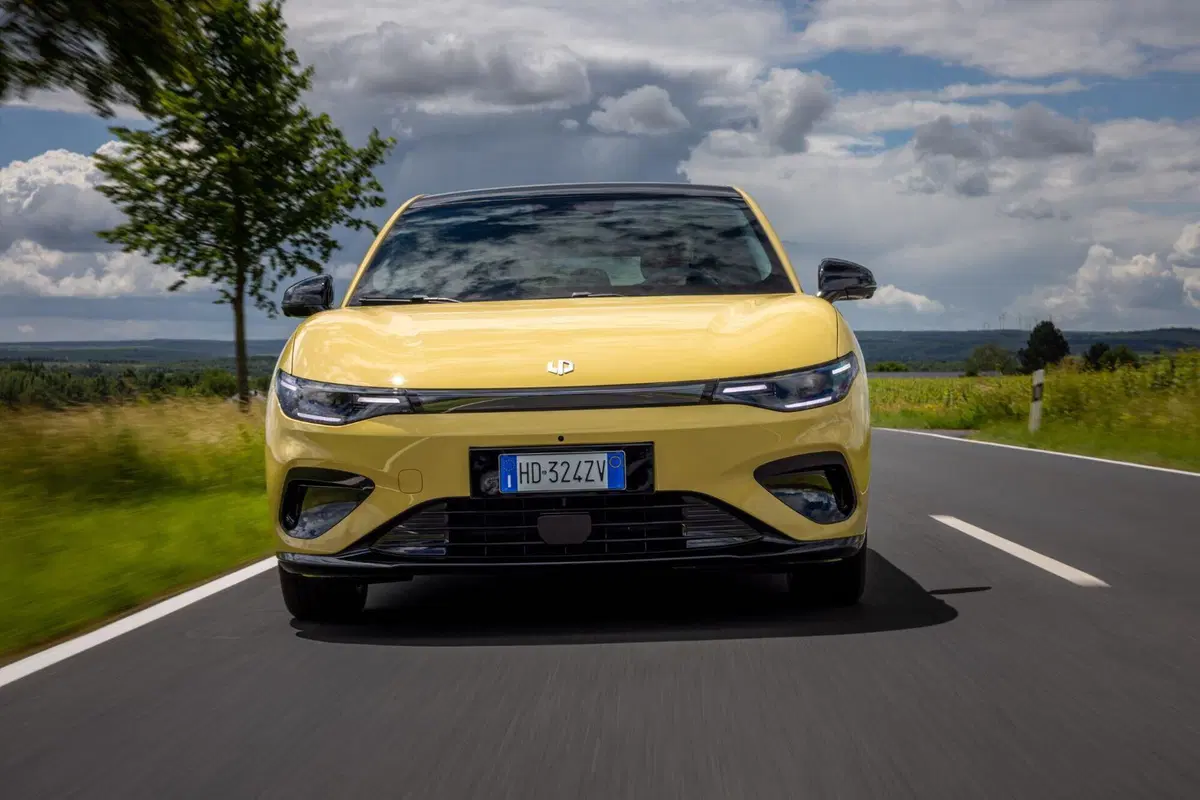 Leapmotor B05: la berlina elettrica ad un prezzo scioccante che sfida le regole del segmento [VIDEO] (21)