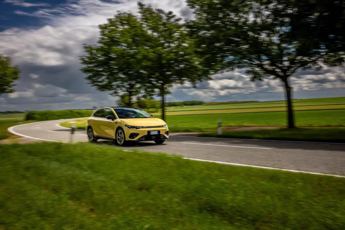 Leapmotor B05: la berlina elettrica ad un prezzo scioccante che sfida le regole del segmento [VIDEO] (27)