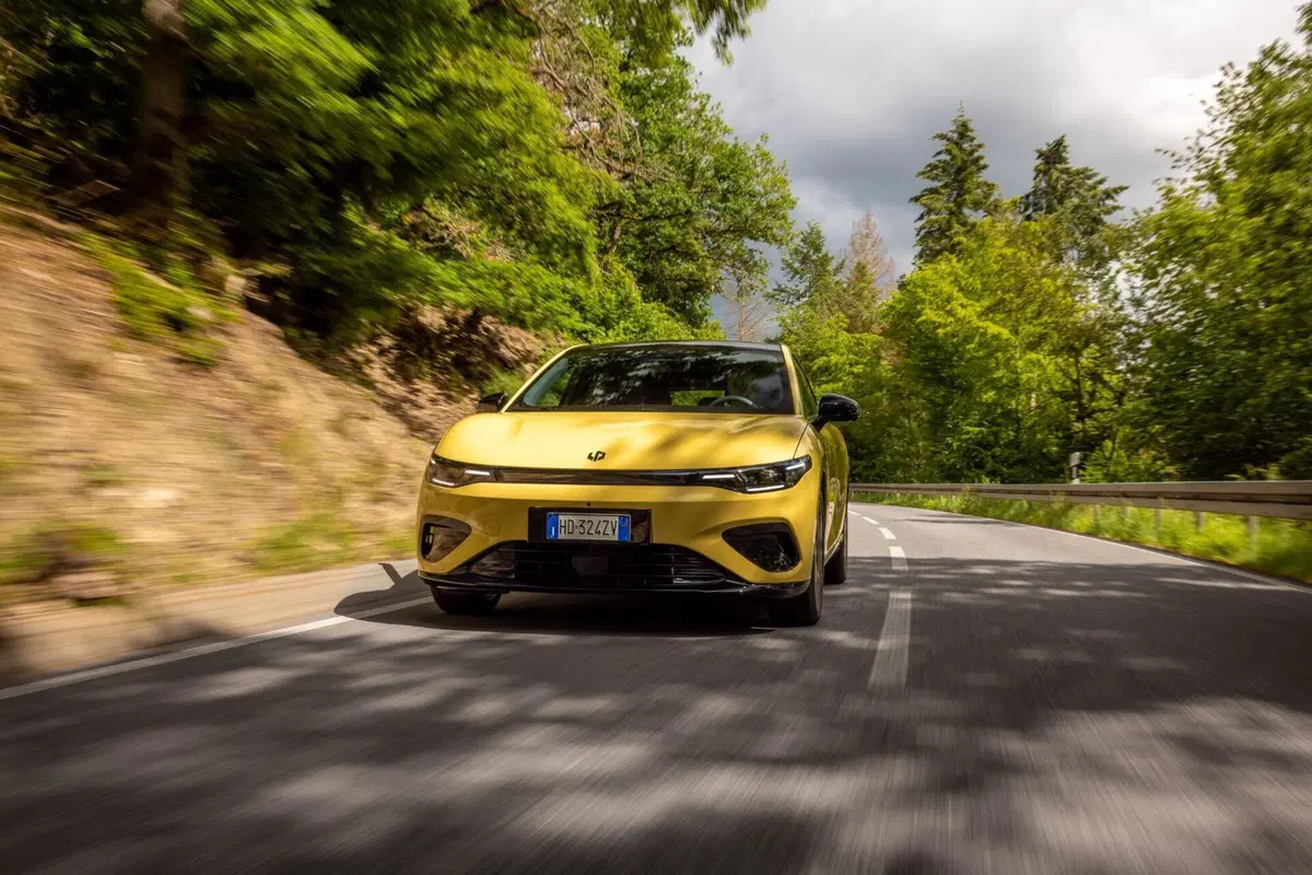 Leapmotor B05: la berlina elettrica ad un prezzo scioccante che sfida le regole del segmento [VIDEO] (30)
