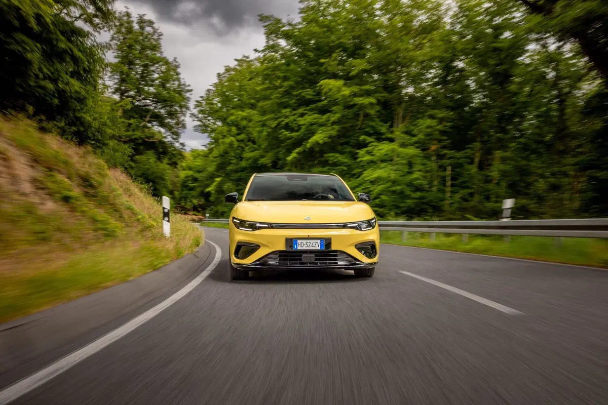 Leapmotor B05: la berlina elettrica ad un prezzo scioccante che sfida le regole del segmento [VIDEO] (31)